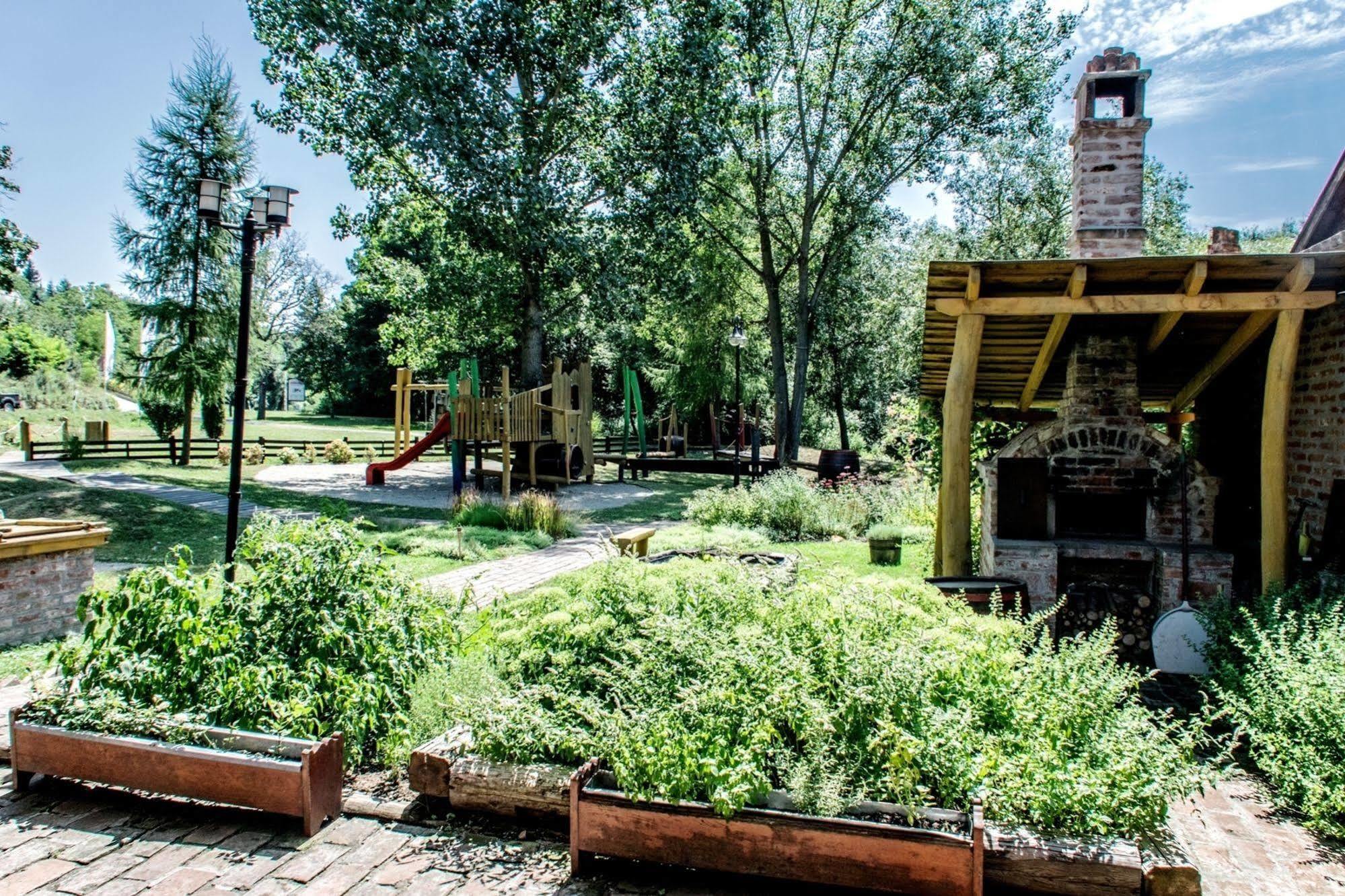 Hotel Vineyard Inn - Szoloskert Nagykanizsa Luaran gambar